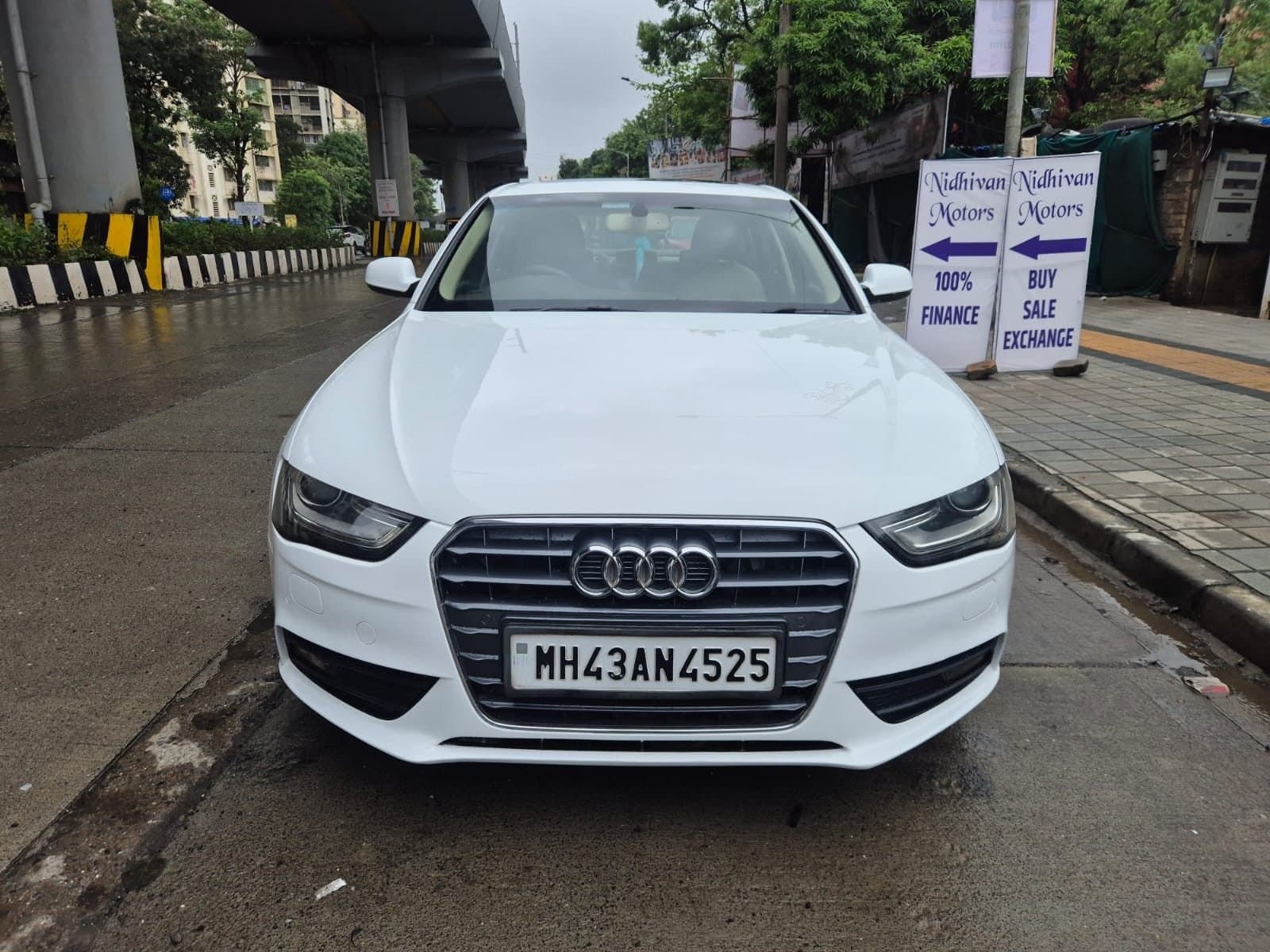 2013 Audi A4 1.8 TFSI Multitronic Premium FrontStraightShot